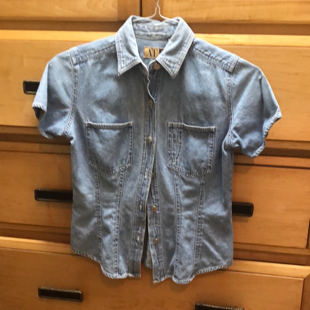 Ann Taylor short sleeve shirt